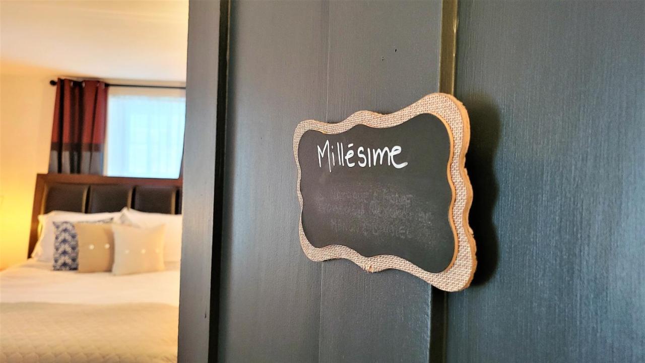 Auberge Du Vignoble Bromont Buitenkant foto