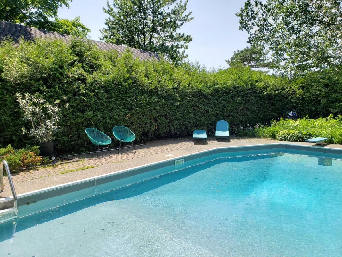 Auberge Du Vignoble Bromont Buitenkant foto